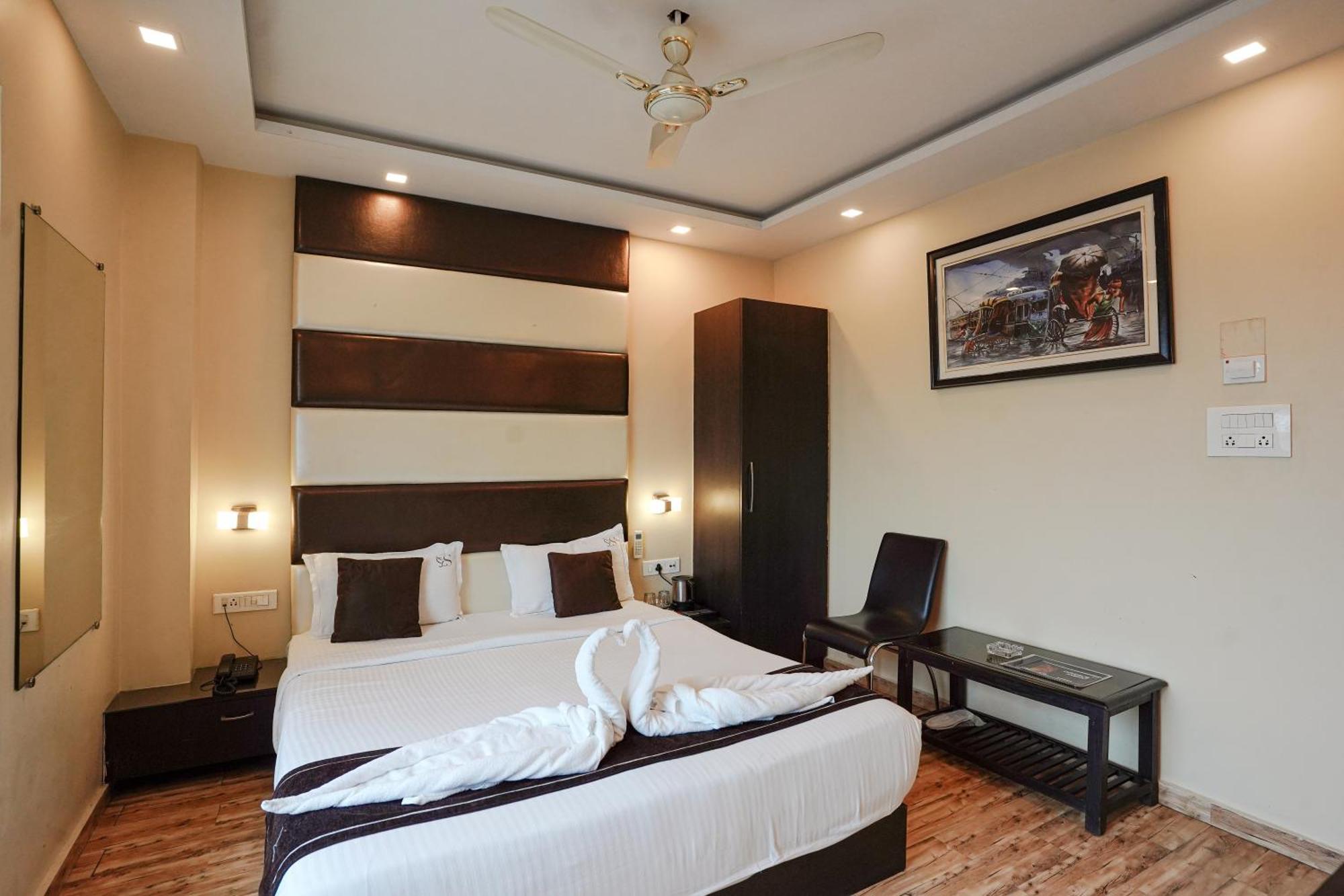 Hotel Sheldon International Near Science City Kolkata Bagian luar foto