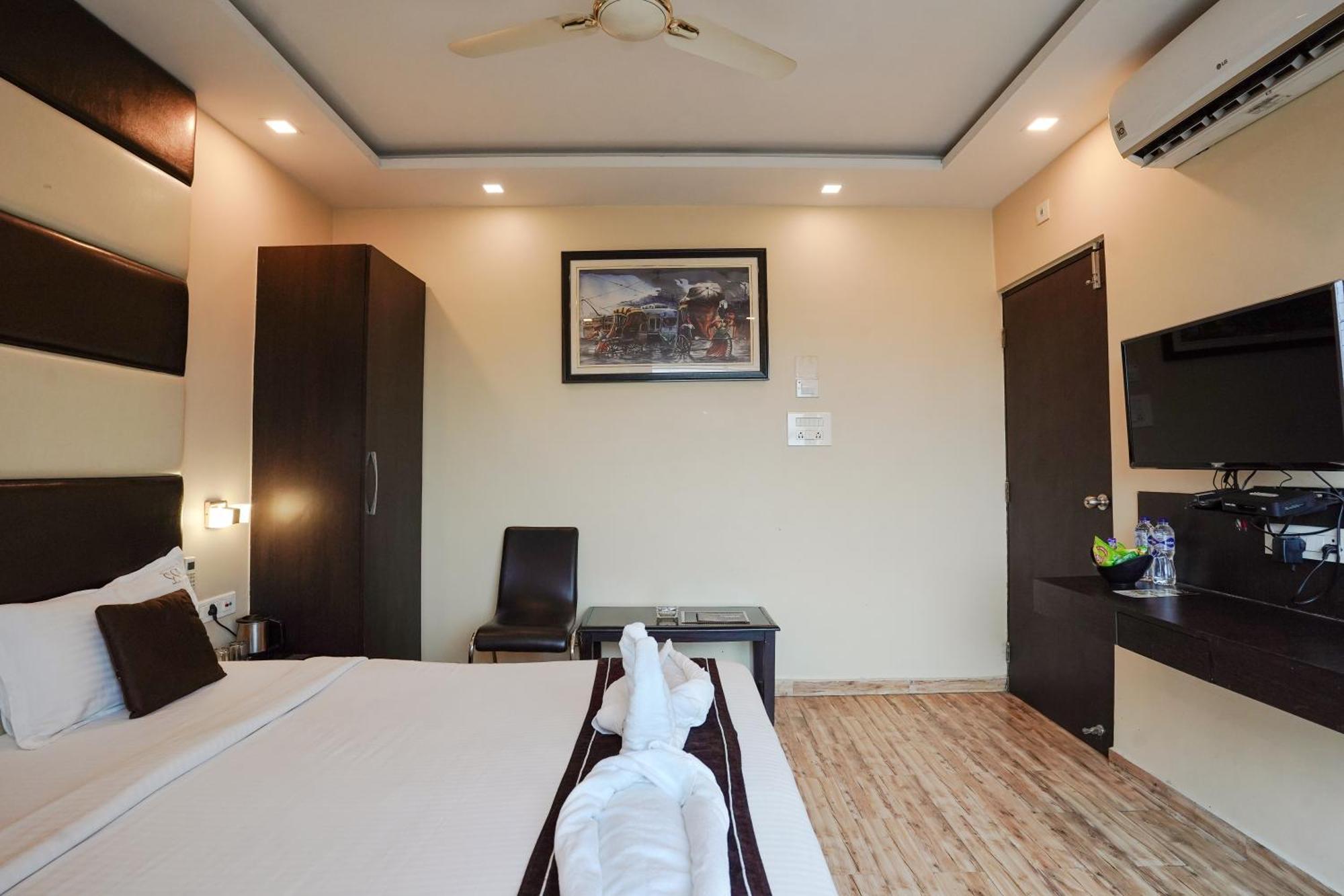 Hotel Sheldon International Near Science City Kolkata Bagian luar foto