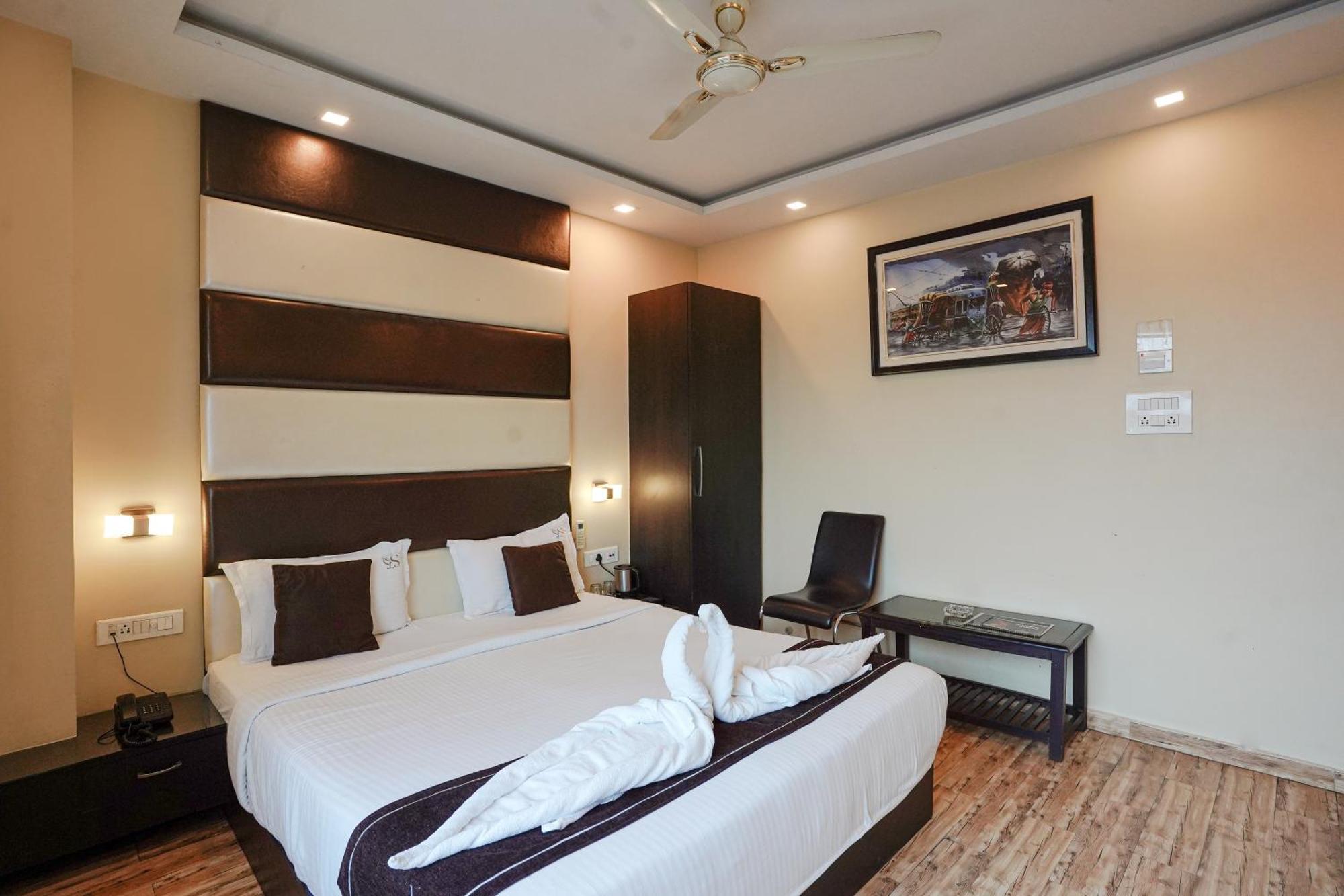Hotel Sheldon International Near Science City Kolkata Bagian luar foto