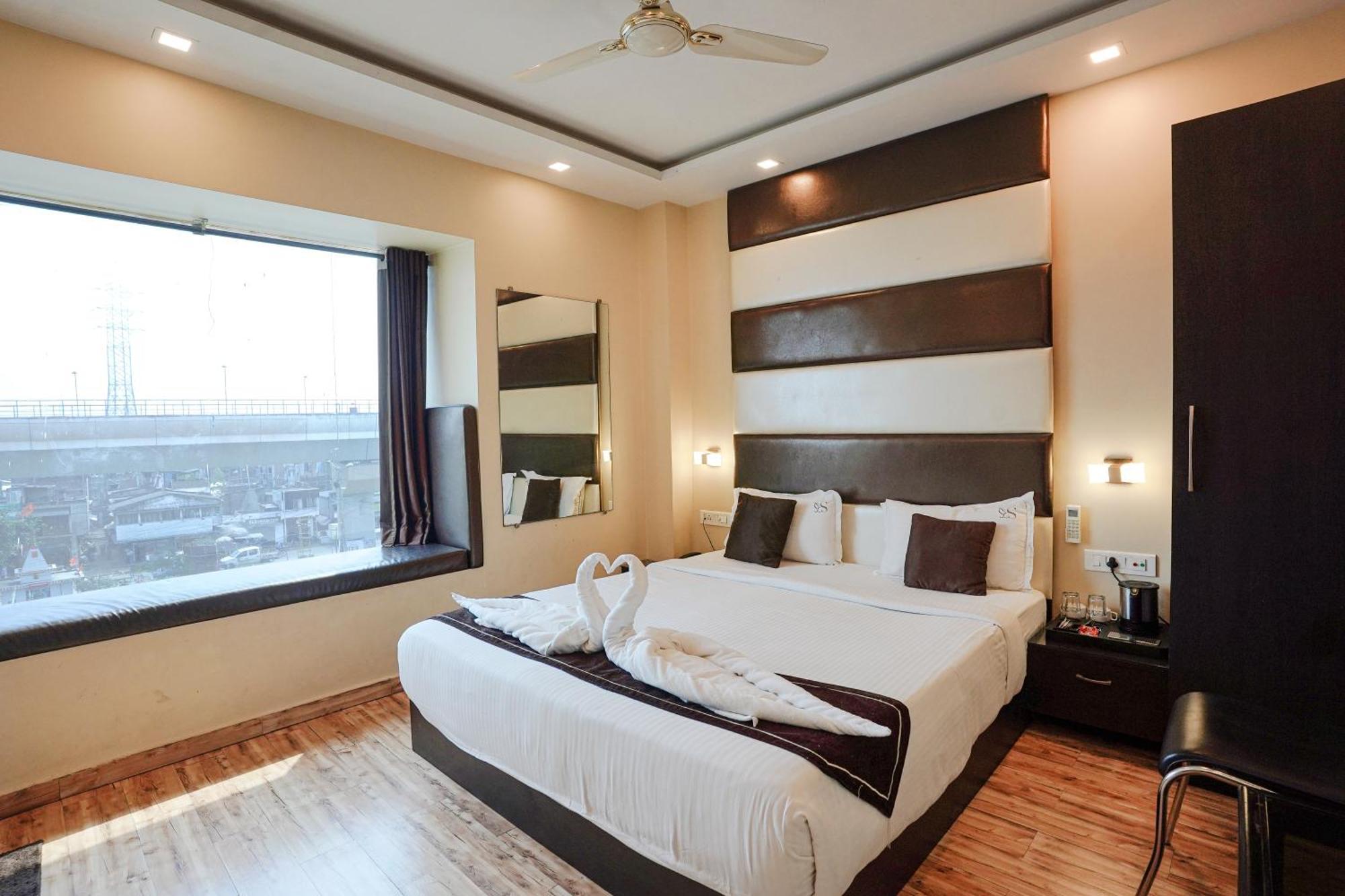 Hotel Sheldon International Near Science City Kolkata Bagian luar foto