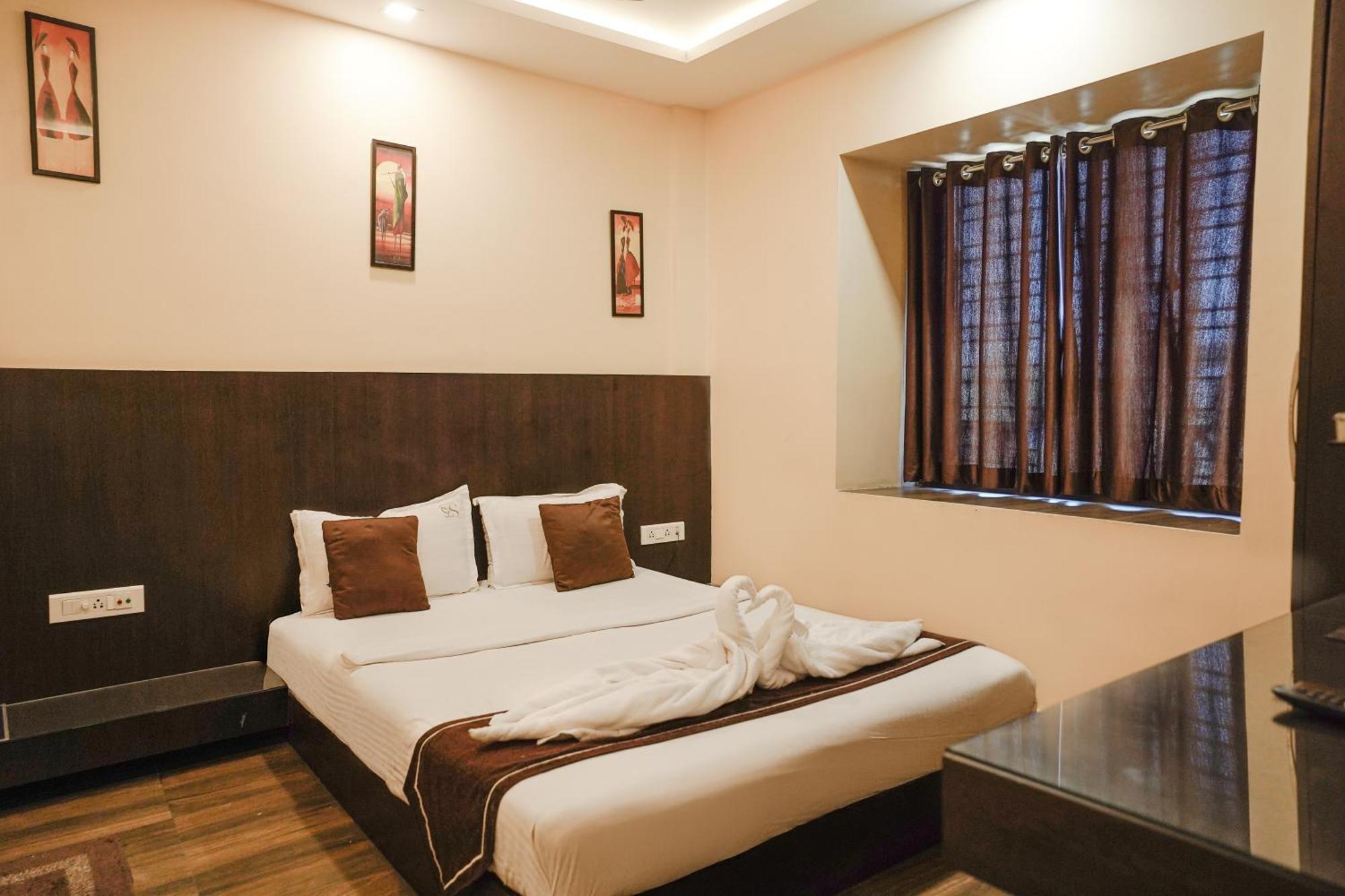 Hotel Sheldon International Near Science City Kolkata Bagian luar foto